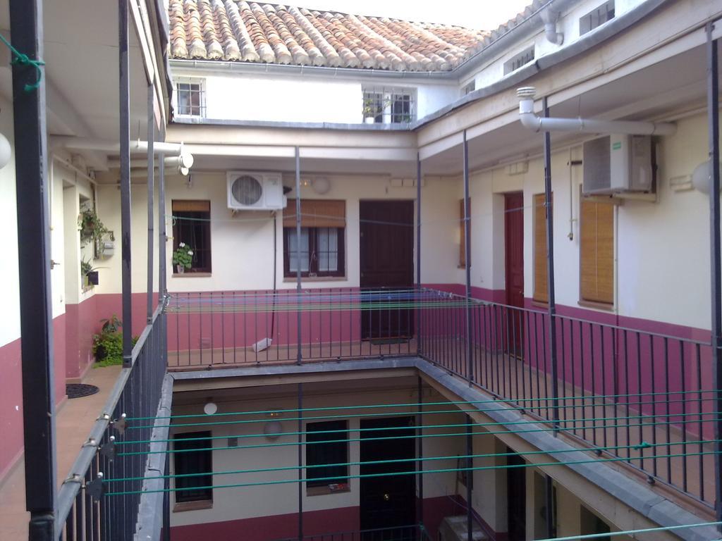 Apartamento En Corrala Madrid Kültér fotó