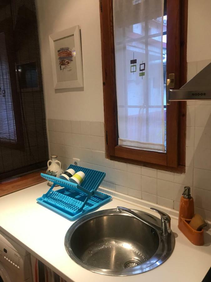 Apartamento En Corrala Madrid Kültér fotó