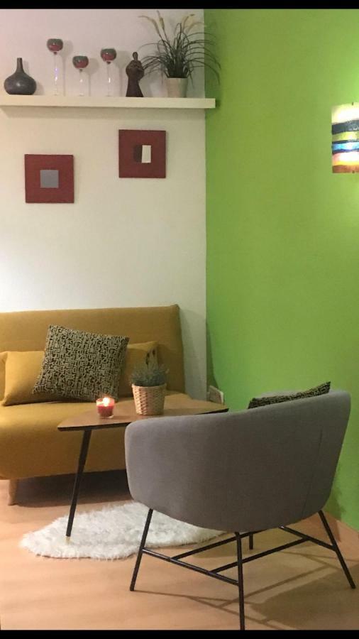 Apartamento En Corrala Madrid Kültér fotó