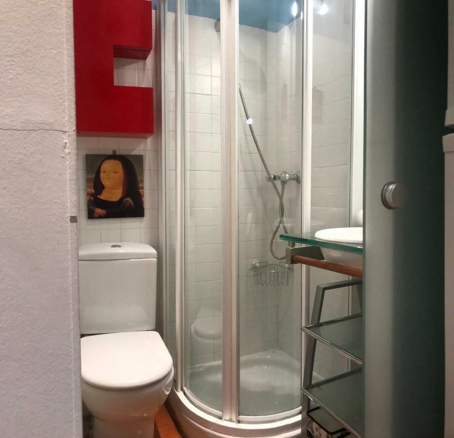 Apartamento En Corrala Madrid Kültér fotó